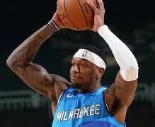 勇士克莱汤普森复出回放全场比赛