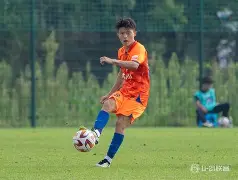 山东泰山3比1上海海港