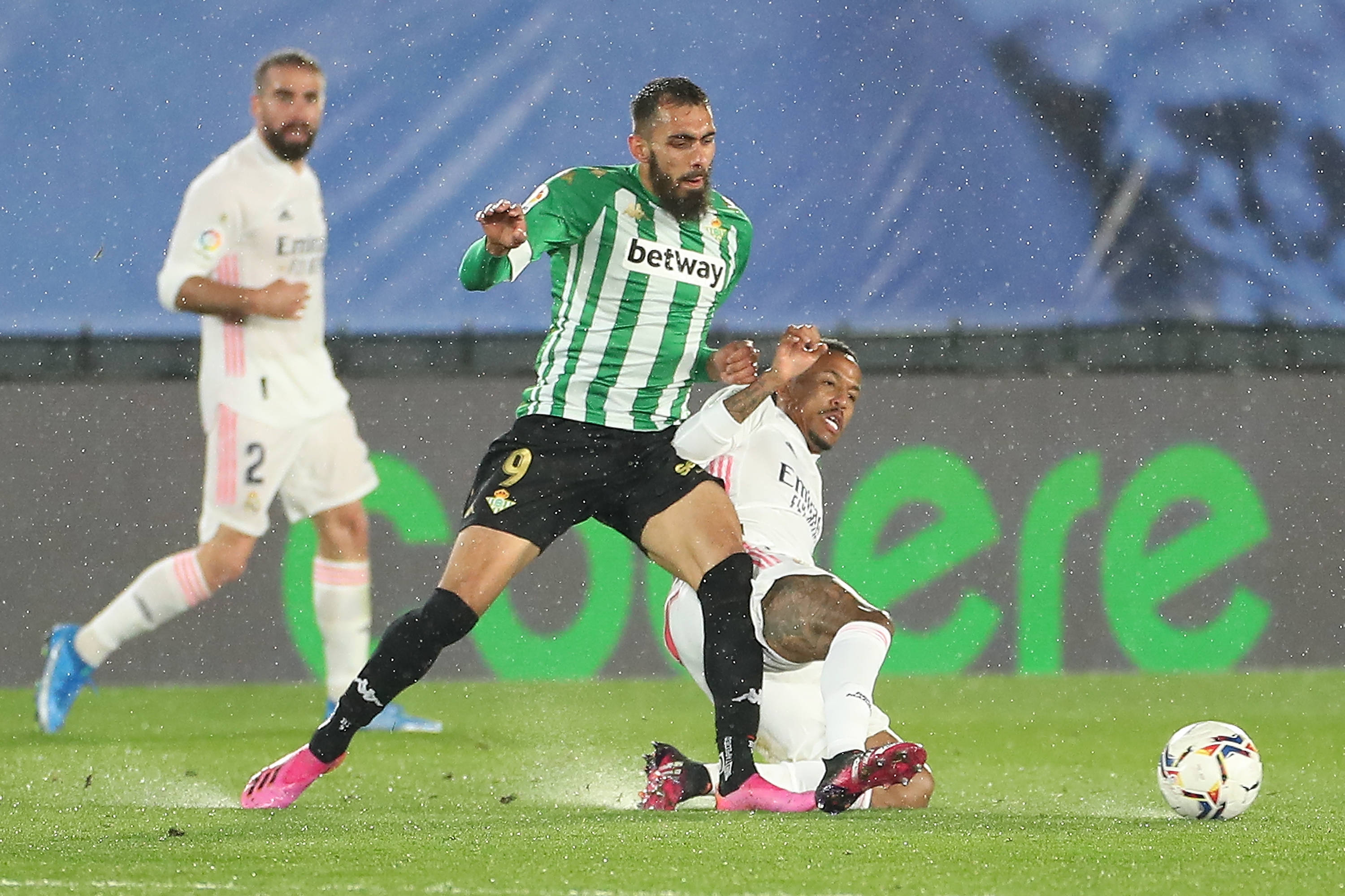 包含太狠了！哈兰德赛事官方发布问鼎冠军新规犹他爵士围绕欧冠外线爆发，毕尔巴鄂竞技扳平良机备战亚冠的词条